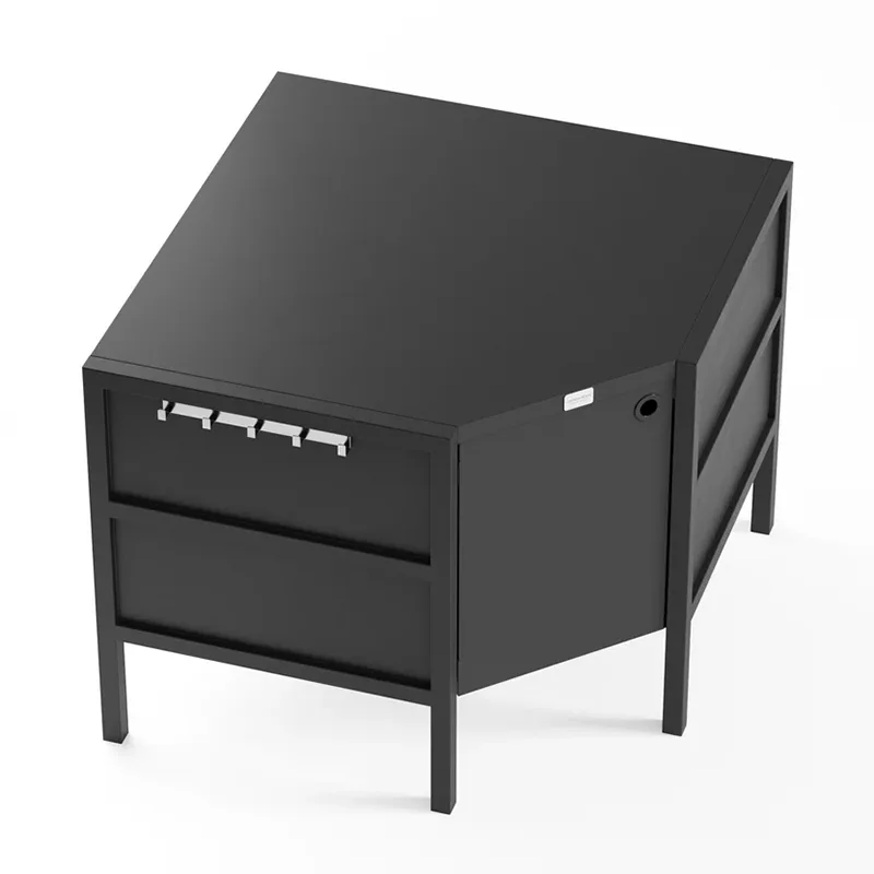 Açıq havada sərbəst dayanan künc şkafı